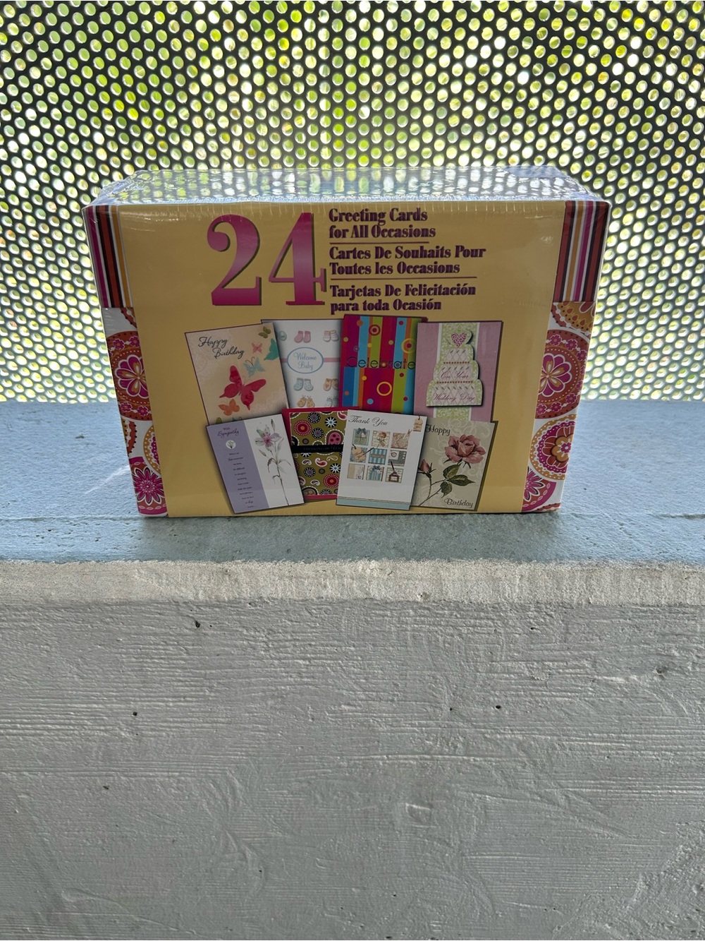 24 Assorted Greeting Cards - Pink & Yellow Box